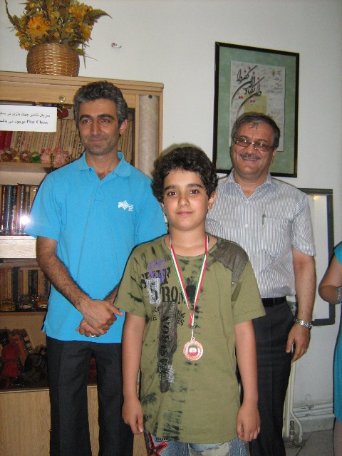استاد نجیب ،یاشار نعیمی ،دبیر فدراسیون شطرنج آقای کریمی 